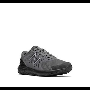 Youth size 4 NB shoes. Brand new